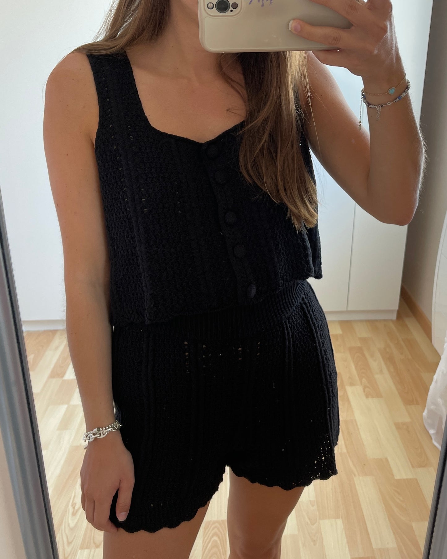Top crochet noir